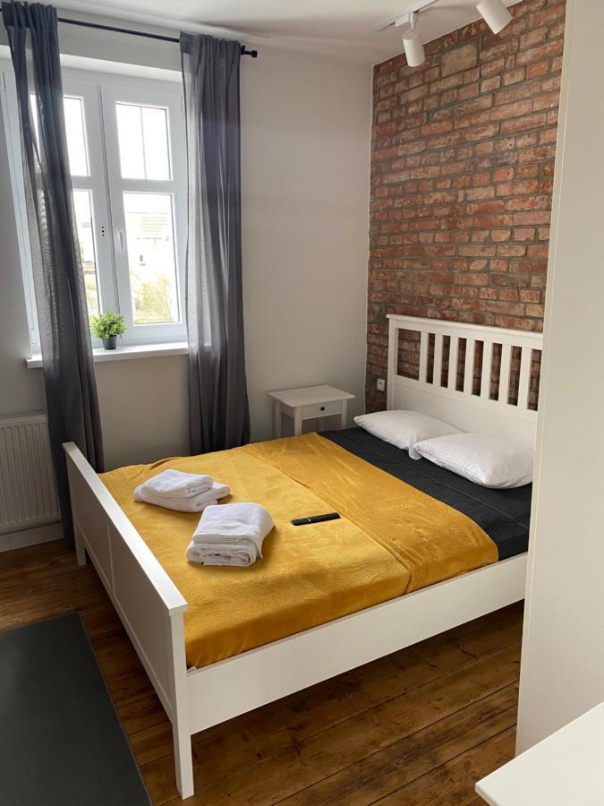Appartement Dekerta 8-3 à Stary Toruń Extérieur photo